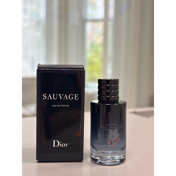 💎 Dior Sauvage Eau de Parfum 10ml Mini Bottle 💎 - Picture 2 of 2